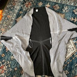 Lululemon Athletica shawl